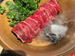 -三出山火锅(南京万象天地店)