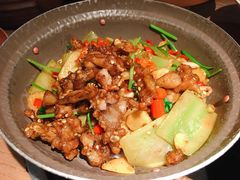 嫩子姜烧牛蛙-吃饭皇帝大(合生汇店)