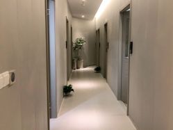 -PE SALON