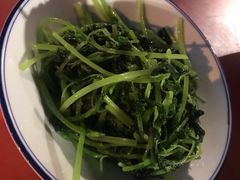 -咸亨酒店