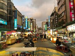 -六合夜市