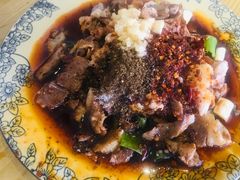 拌剔骨肉-温记府廟豆汤饭·始于1955年(海椒店)