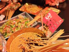 -何师烧烤Pro ·江湖川菜·小龙虾·精酿(太古里旗舰店)