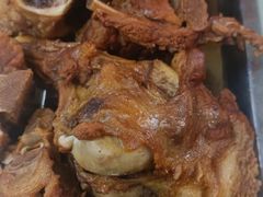 -荣吉招牌自助骨头锅(顾乡店)