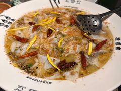 -渔语鱼新川菜Bistro(万象天地店)