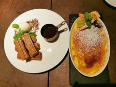 -Oasis Bar & Grill