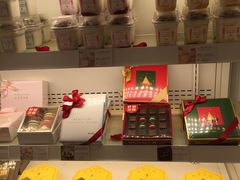 -好利来(十里河店)