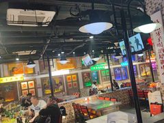-马路牙子烧烤音乐酒馆(望京店)
