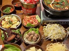 -黔有有贵州酸汤夺夺粉火锅(五味十字店)