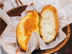 餐前欧式面包-YUE·6·西式融合餐厅(外滩六号店)