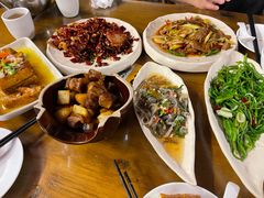 -隔壁老王·家常云南菜(花巷店)