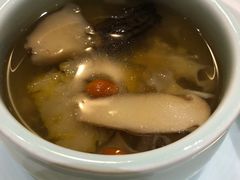 -荷风细雨·中国茶宴(碧云店)