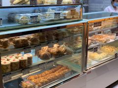 面包甜点陈列柜-白玉兰食品(甜云店)
