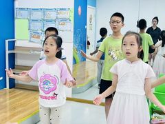 -蓝话筒·少儿成人演讲口才·主持朗诵·戏剧表演(大华第一坊店)