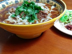 超哥牛肉面-小颖泡馍