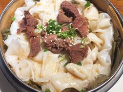 牛腩蒸陈村粉-黄但记老店·陈村粉食府