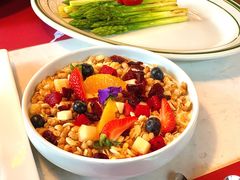 水果酸奶碗-IL Forno 意坊·意大利餐厅(花园店)