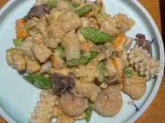 -肘子酥·天津菜·特色捞面(德云社店)