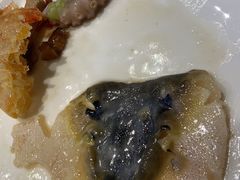 -鞍山大白鲨美食酒店