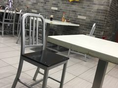 大堂-老边饺子馆(北京南站1店)