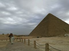-吉萨金字塔群