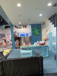 -MINI MARS KIDS CLUB亲子家庭中心(长宁天山店)