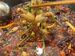 -鸿顺老铁锅美蛙鱼府(解放碑店)