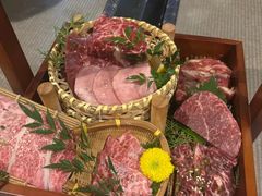 -山川小町·极番烧肉(新地假日广场店)