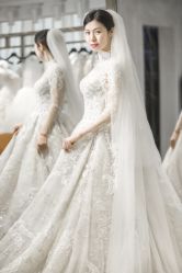 -拉瑞娜LaReine婚纱礼服高级定制