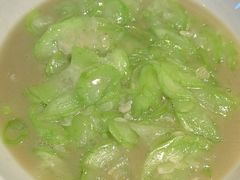 -阿瓦山寨·湘菜现炒·剁椒鱼头王(咸阳总店)