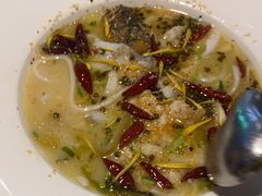 -渔语鱼酸菜鱼新川菜(来福士店)
