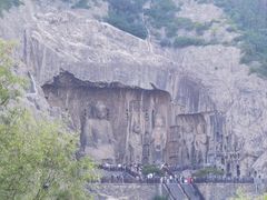 -龙门石窟