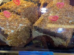 榛小脆咸奶油夹心蛋糕-思味特(纬一路店)