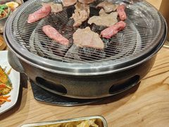 -青瓦餐厅·生鱼片·韩园烤肉(西塔店)