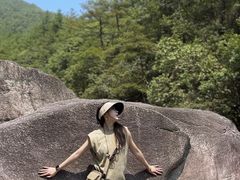 -鄣山大峡谷