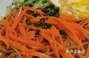 销魂飘香拌面