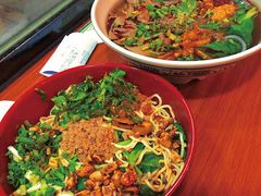 担担面-爆炸头阿姨小四川正宗川味小吃(无任何分店)