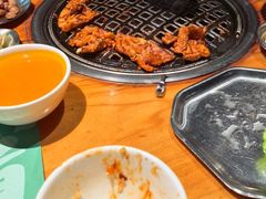 -唯成•韩国炭火烤肉 유성고기