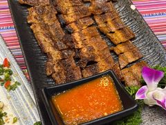 -香巴拉云南餐厅(华莱坞店)