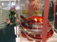 -UNI UNI(环亚凯瑟琳店)