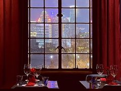 -YUE·6·西式融合餐厅(外滩六号店)