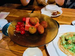 -西郊八号·山野江西菜(开发区店)