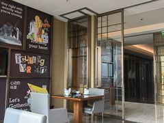 -万荟轩海鲜·粤式点心自助餐厅(蓝海风万怡酒店)