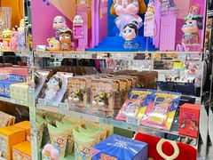 -泡泡玛特POPMART(侨福芳草地店)