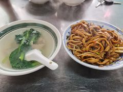 -珠宝街老左杂酱面馆
