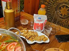 -亮欢寨酸汤鱼(沙冲路店)