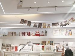 -U+nail优加专业美甲美睫