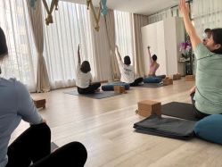 -一伽瑜伽·普拉提