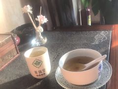 -莱仪堂艾灸经络养生馆(九亭一店)