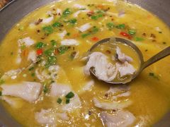 金汤酸菜鱼-小四川菜馆(托乐嘉店)